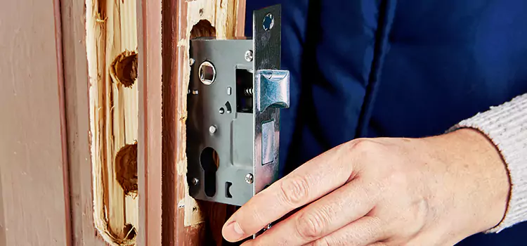 Garage Door Lock Replacement Austintown